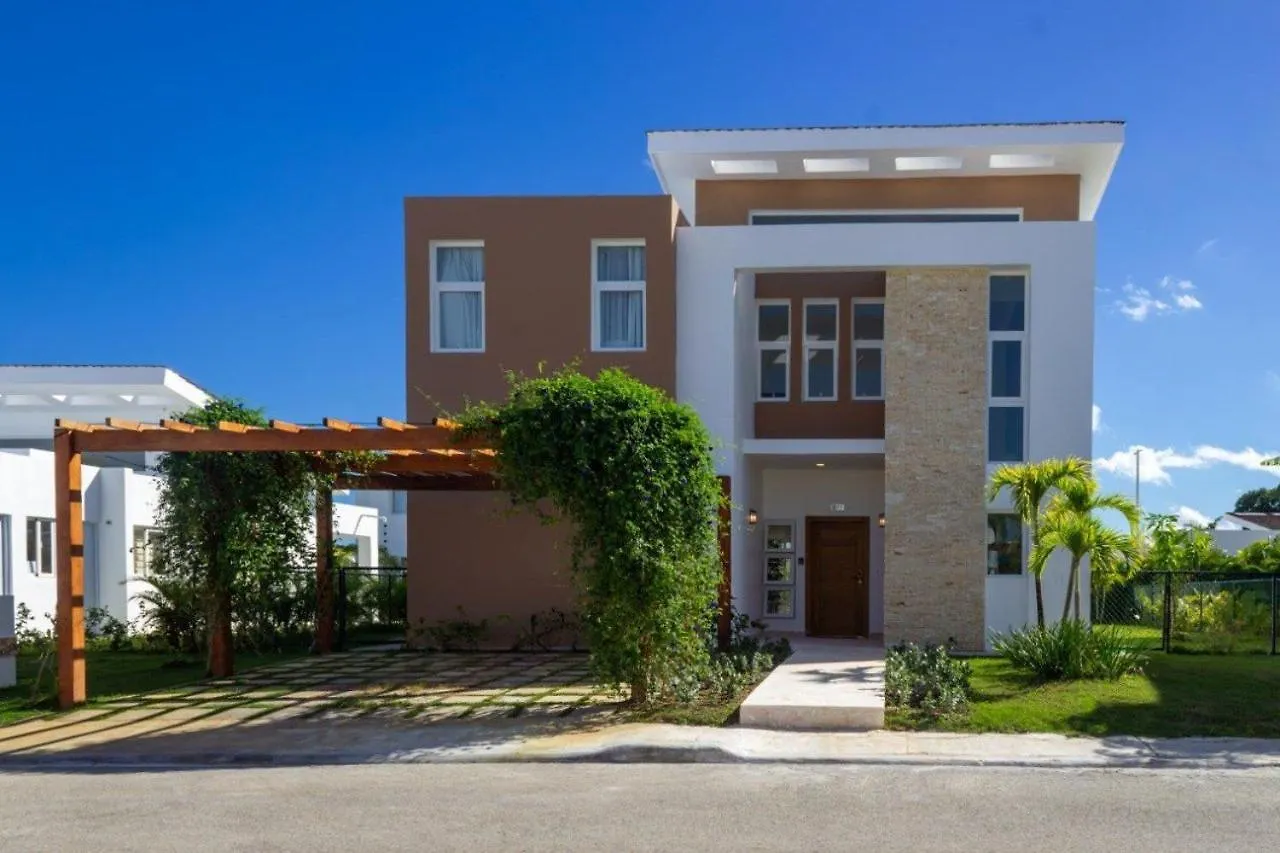 Semesterbostad Dream Villa With Pool & Garden View In Vista Cana Punta Cana